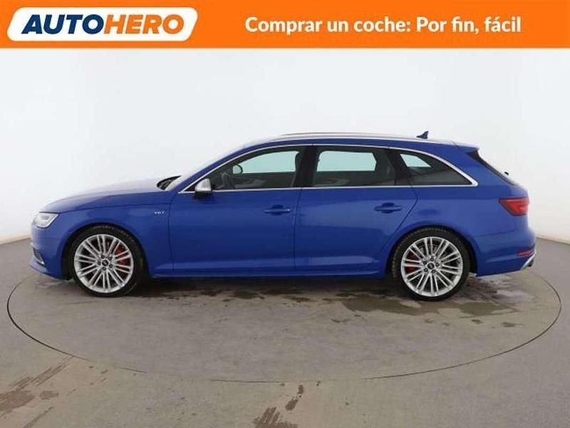 Usado Audi A4 355 CV (261 kW) 2017 Azul Familiar