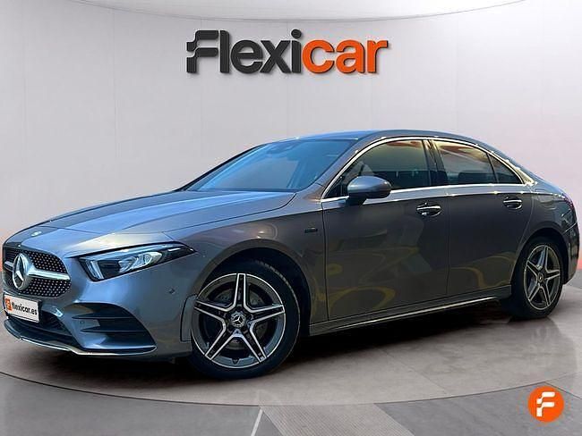 Usado Mercedes A250 218 CV (160 kW) 2021 Gris Berlina