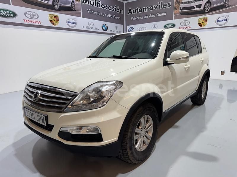 Blanco Usado 2016 Ssangyong (KGM) Rexton Limited SUV | 8990 € - Imagen 1/4