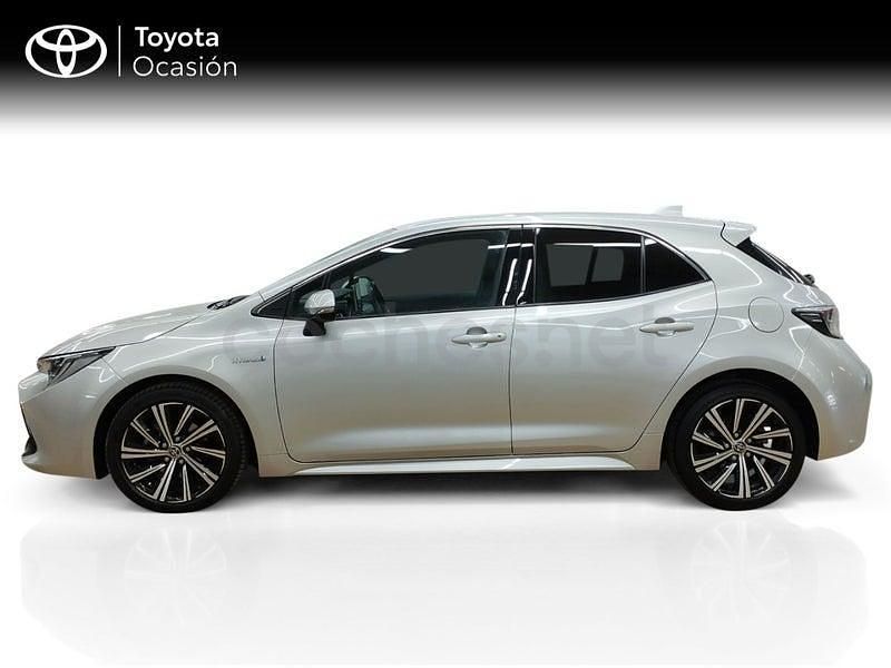 Usado Toyota Corolla Style 122 CV (89 kW) 2022 Gris / plata Berlina