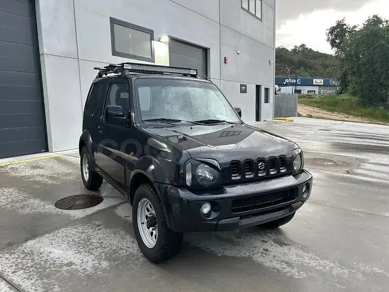 Usado Suzuki Jimny 85 CV (62 kW) 2006 Negro SUV