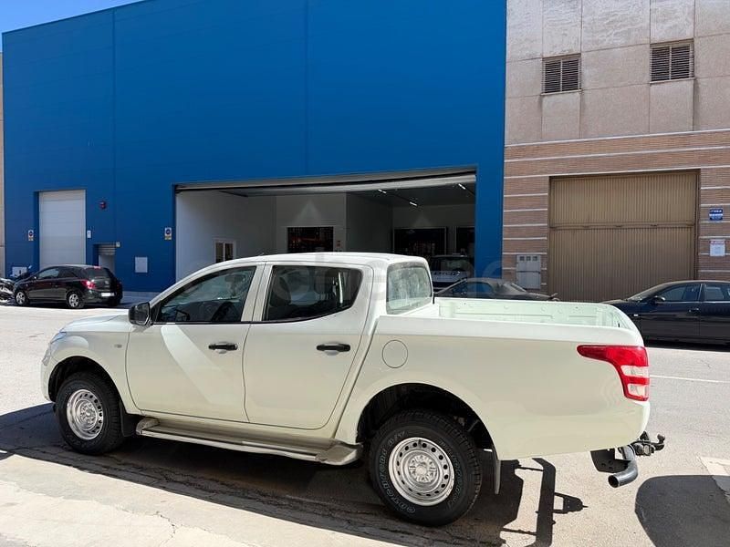 Usado Mitsubishi L200 154 CV (113 kW) 2020 Blanco Recogida