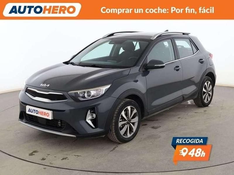 Usado Kia Stonic Style 101 HP (74 kW) 2021 Cinzento SUV