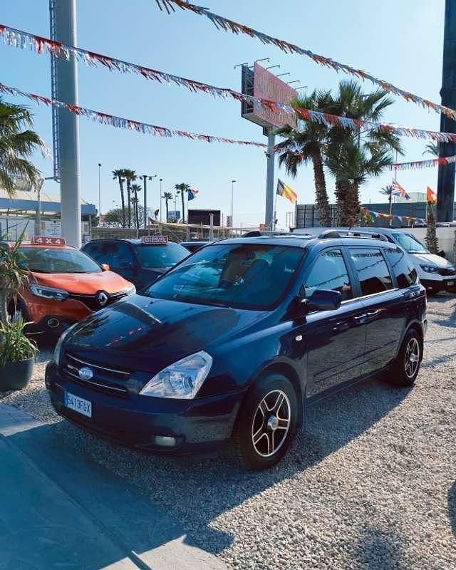 Usado Kia Carnival EX 185 CV (136 kW) 2006 Negro Monovolumen