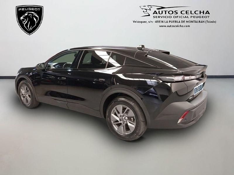 Usado Peugeot 408 Allure 136 CV (100 kW) 2025 Negro SUV
