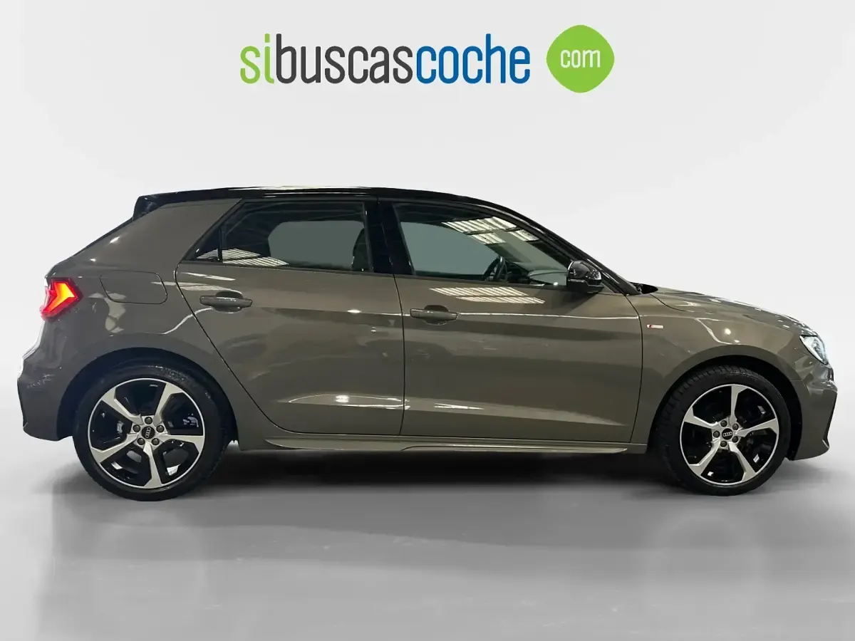 Usado Seat Leon Style 115 CV (84 kW) 2022 Blanco