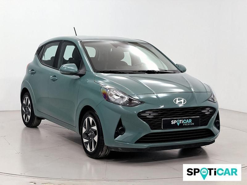 Verde Usado 2023 Hyundai i10 Utilitario | 12.750 € (Un poco caro) - Imagen 1/4