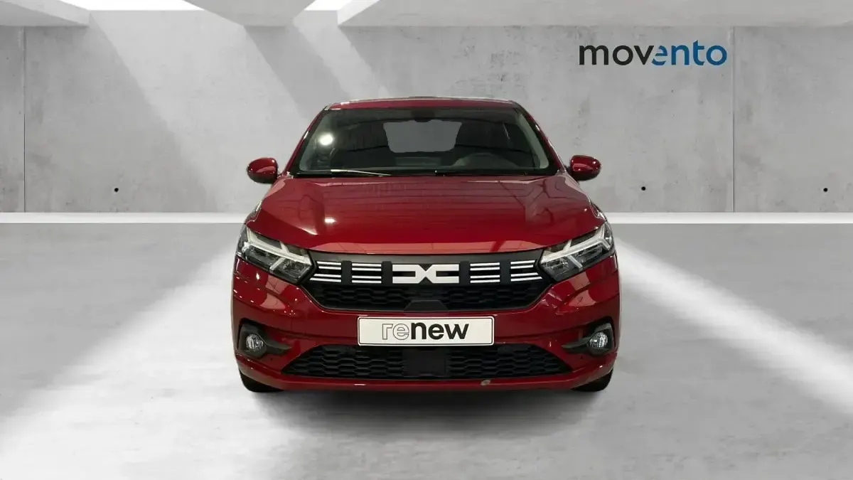 Usado Dacia Sandero Expression 101 CV (74 kW) 2023 Rojo Berlina