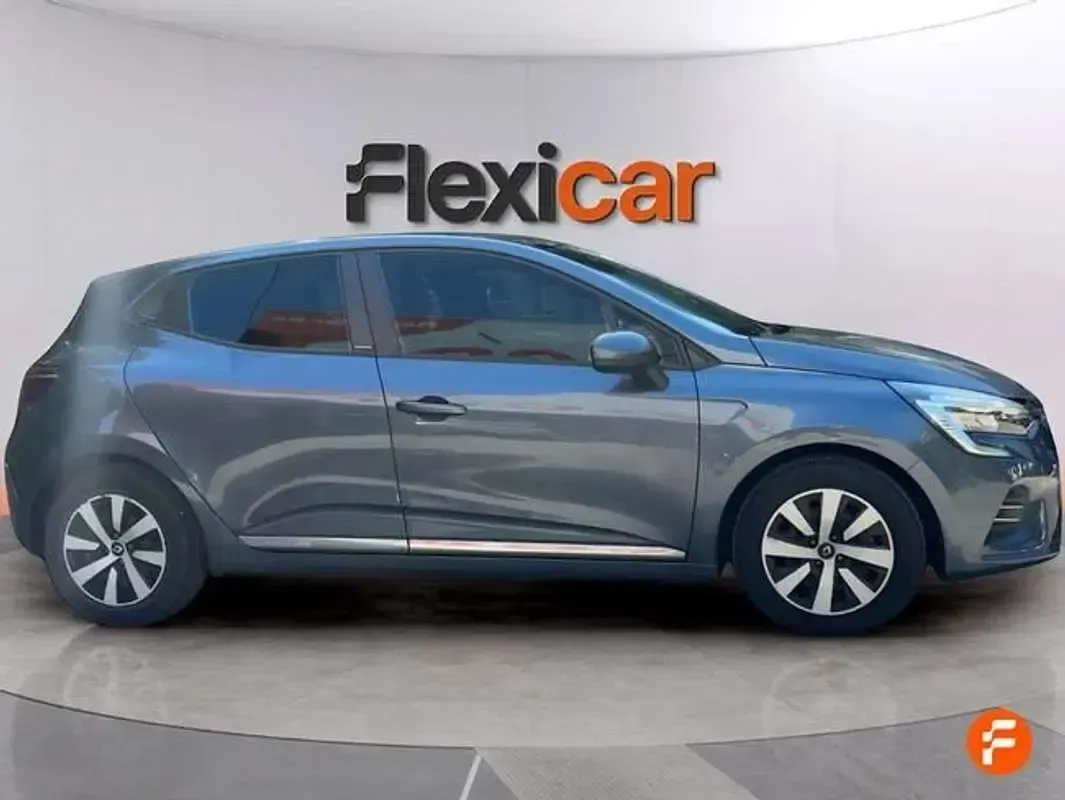 Usado Renault Clio Intens 140 CV (102 kW) 2021 Gris Utilitario