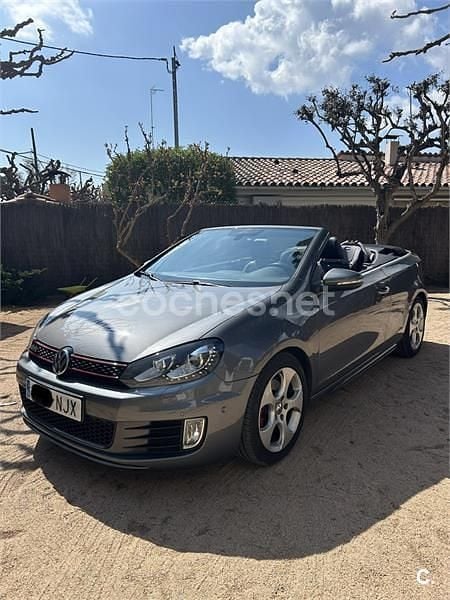 Usado VW Golf Cabriolet GTI 210 CV (154 kW) 2012 Gris / plata Descapotable