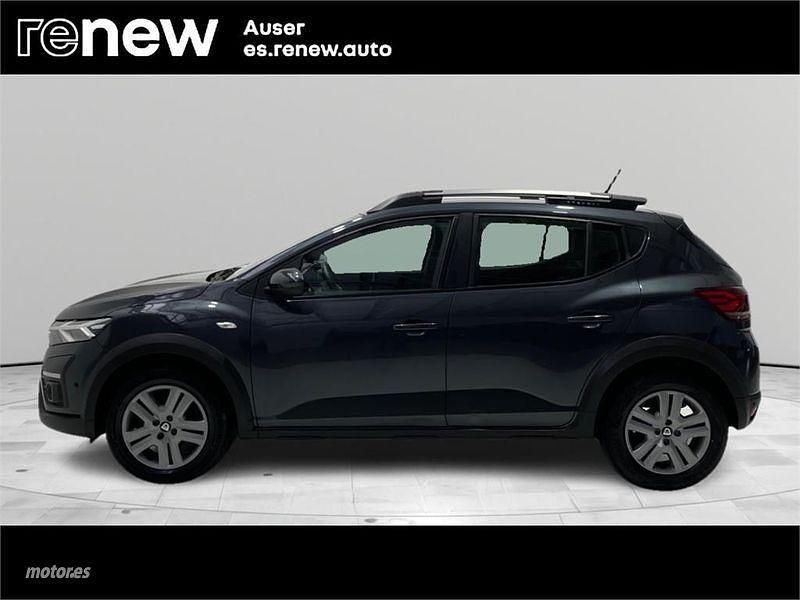 Usado Dacia Sandero Comfort 91 CV (66 kW) 2021 Gris Berlina