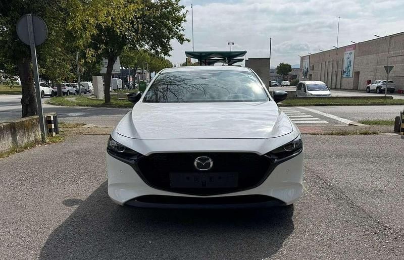 Usado Mazda 3 Homura-Line 140 CV (102 kW) 2025 Blanco Utilitario