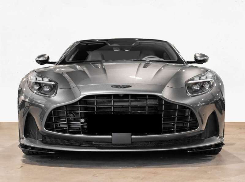 Plateado Usado 2024 Aston Martin DB12 Coupe | 227.000 € - Imagen 1/4