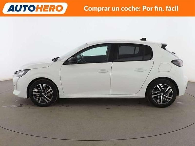 Usado Peugeot 208 Allure 102 CV (75 kW) 2022 Blanco Utilitario