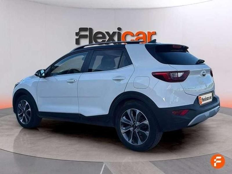 Usado Kia Stonic 116 CV (85 kW) 2019 Blanco SUV