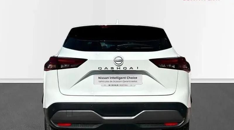Usado Nissan Qashqai N-Connecta 140 CV (102 kW) 2023 Sapporo white SUV