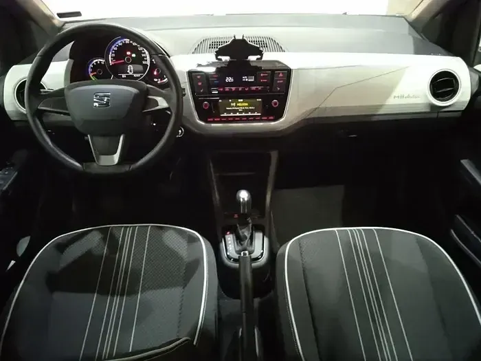 Usado Seat Mii Electric 61 kW (83 CV) 2020 Negro Utilitario