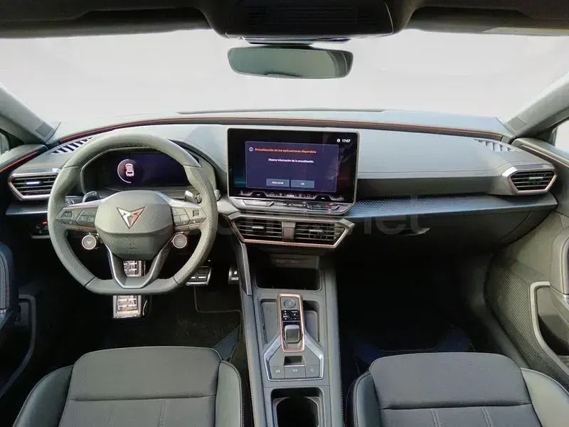 Usado Cupra Leon 204 CV (150 kW) 2025 Azul Berlina