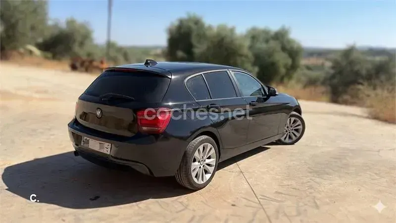 Usado BMW 116 116 CV (85 kW) 2014 Negro Utilitario