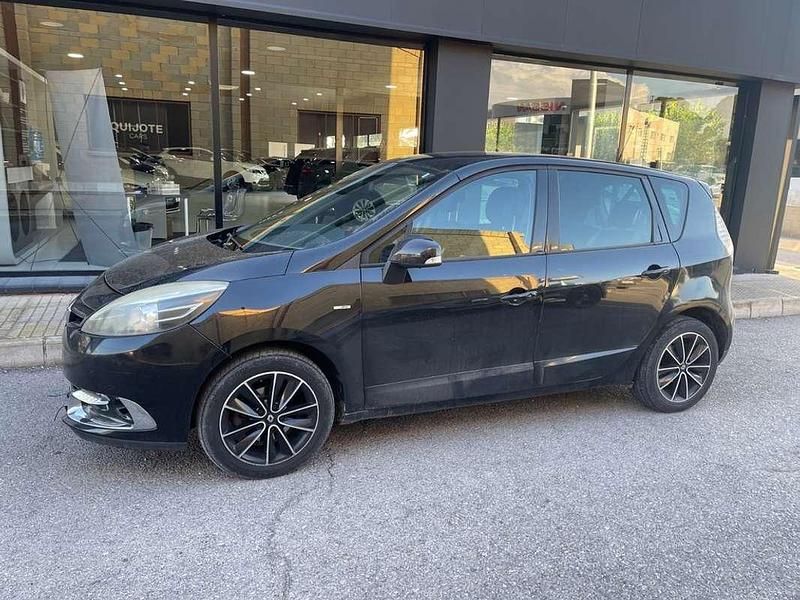 Negro Usado 2013 Renault Scénic III Bose Edition Monovolumen | 9500 € (Caro) - Imagen 1/4