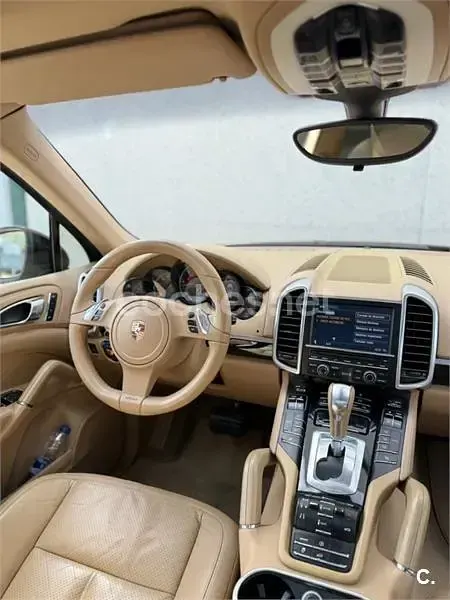 Usado Porsche Cayenne 240 CV (176 kW) 2012 Negro SUV