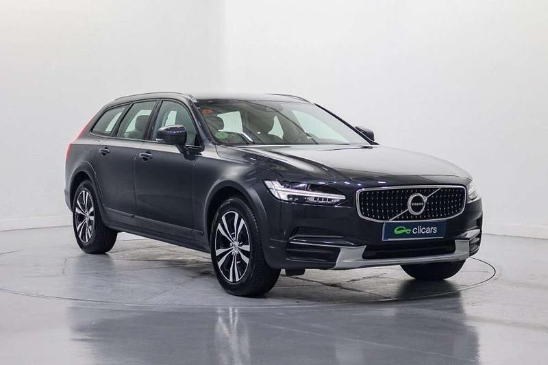Begagnad Volvo V90 CC 190 HK (139 kW) 2019 Grå Kombi