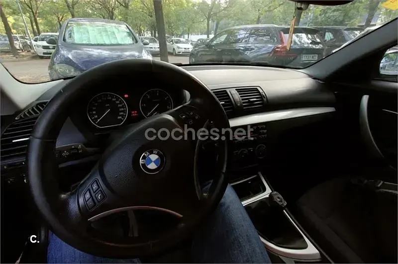 Usado BMW 120 Coupé 177 CV (130 kW) 2009 Gris / plata Coupe
