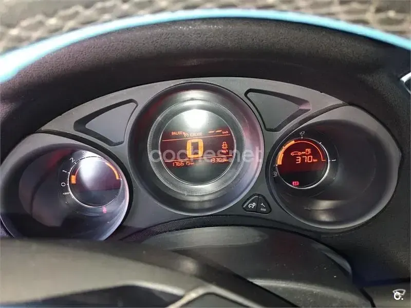 Usado Citroën C4 Live 99 CV (72 kW) 2016 Azul Berlina