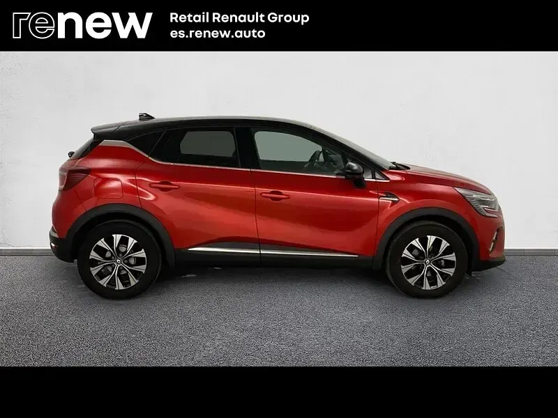 Usado Renault Captur Techno 90 CV (66 kW) 2024 Rojo SUV