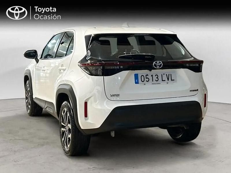 Usado Toyota Yaris Hybrid Active 116 CV (85 kW) 2026 Blanco
