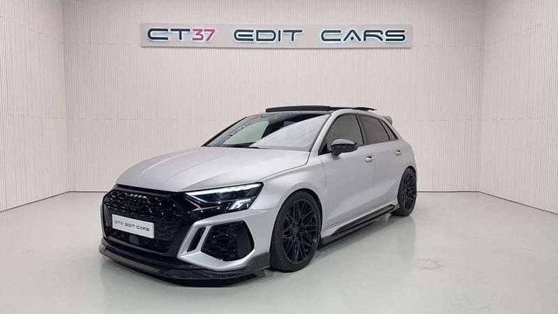 Usado Audi RS3 Sportback Sport 400 CV (294 kW) 2022 Gris Utilitario