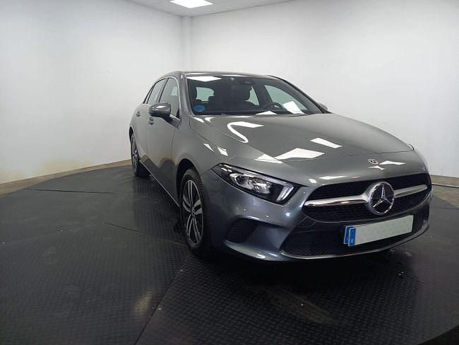 Usado Mercedes A250 220 CV (161 kW) 2020 Gris / plata Berlina