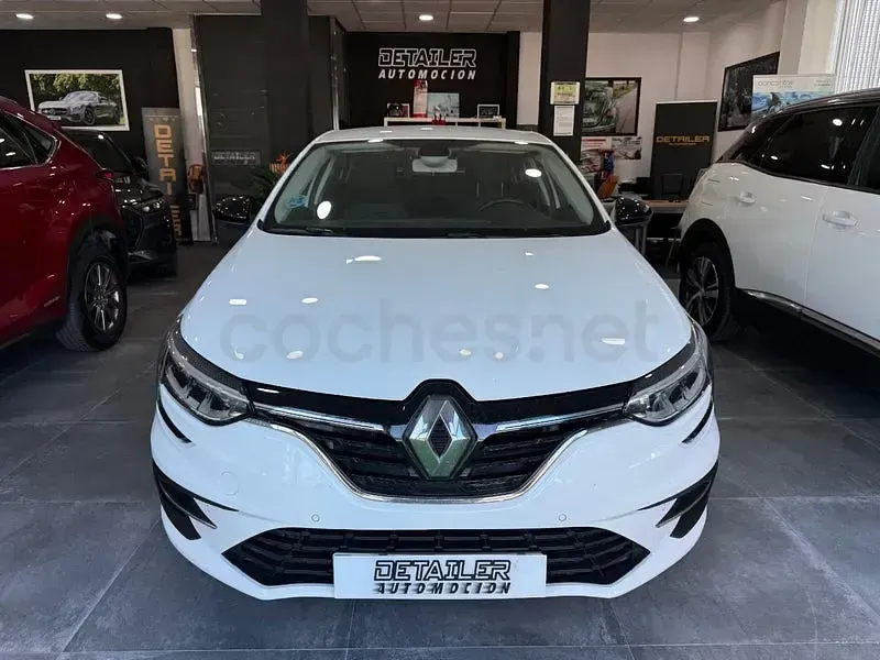 Usado Renault Mégane II Equilibre 115 CV (84 kW) 2022 Blanco Berlina