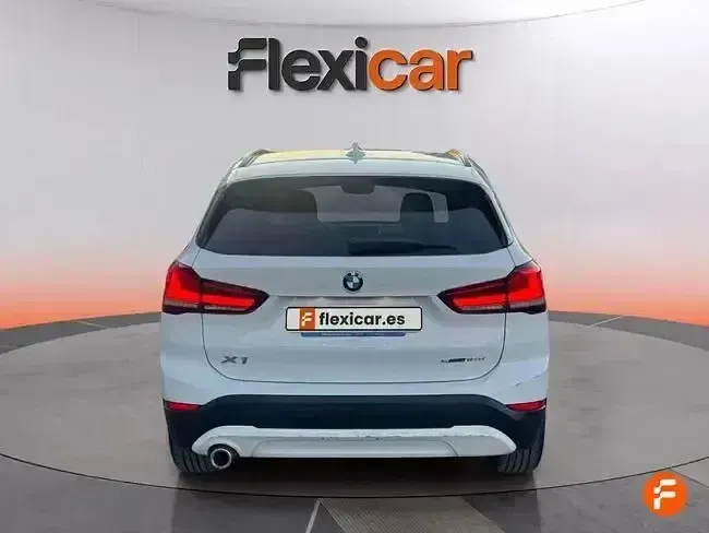 Usado BMW X1 116 CV (85 kW) 2021 Blanco SUV