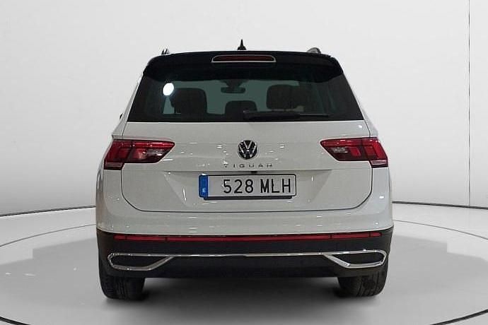 Begagnad VW Tiguan Sport 150 HK (110 kW) 2023 SUV