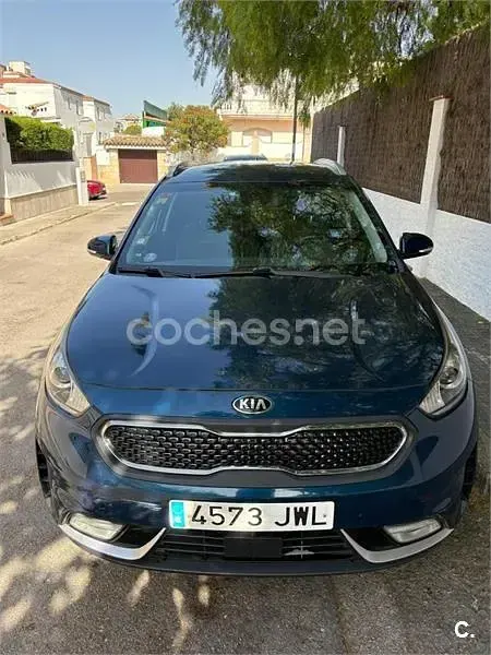Usado Kia Niro 141 CV (103 kW) 2017 Azul SUV