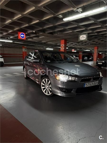 Usado Mitsubishi Lancer Instyle 140 CV (102 kW) 2008 Gris / plata Berlina