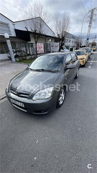 Usado Toyota Corolla Sol 116 CV (85 kW) 2004 Verde Berlina