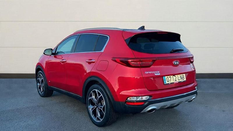 Usado Kia Sportage GT-Line 136 CV (100 kW) 2021 Rojo SUV