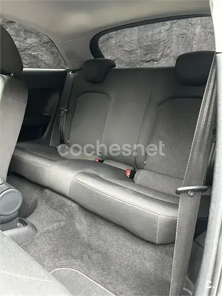 Usado Audi A1 116 CV (85 kW) 2017 Azul Utilitario
