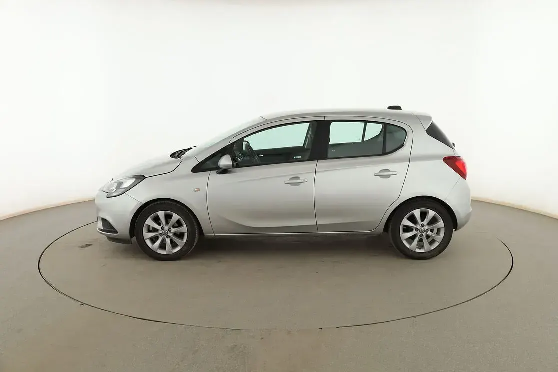 Usado Opel Corsa Selective 90 CV (66 kW) 2018 Gris Utilitario