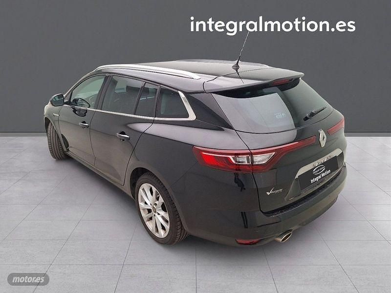 Usado Renault Mégane GrandTour Intens 140 CV (102 kW) 2020 Negro Familiar