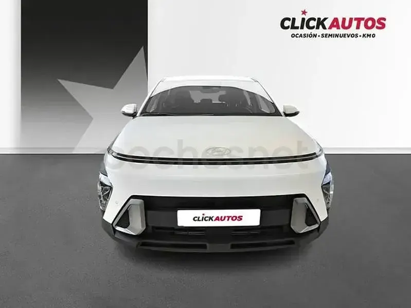 Usado Hyundai Kona 120 CV (88 kW) 2024 Blanco SUV