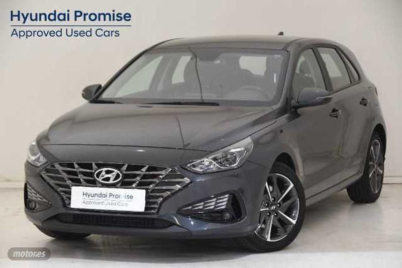 Dark night Usado 2024 Hyundai i30 | 19.500 € (Un poco caro) - Imagen 1/4