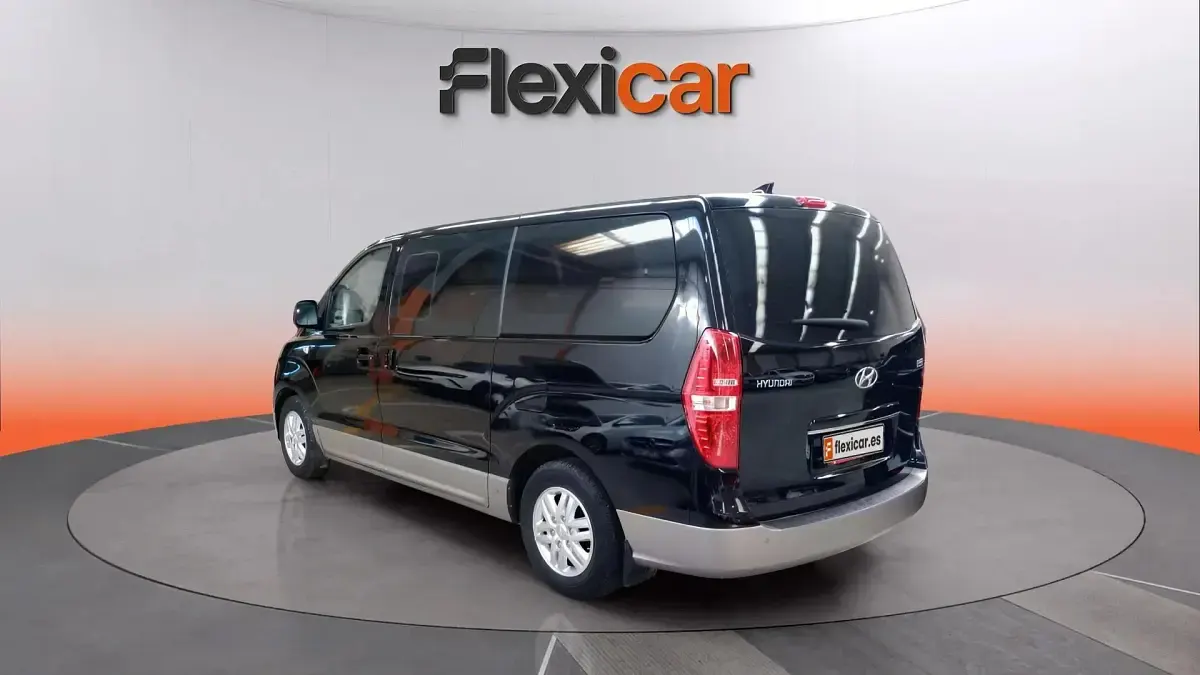 Usado Hyundai H-1 170 CV (125 kW) 2019 Negro Monovolumen