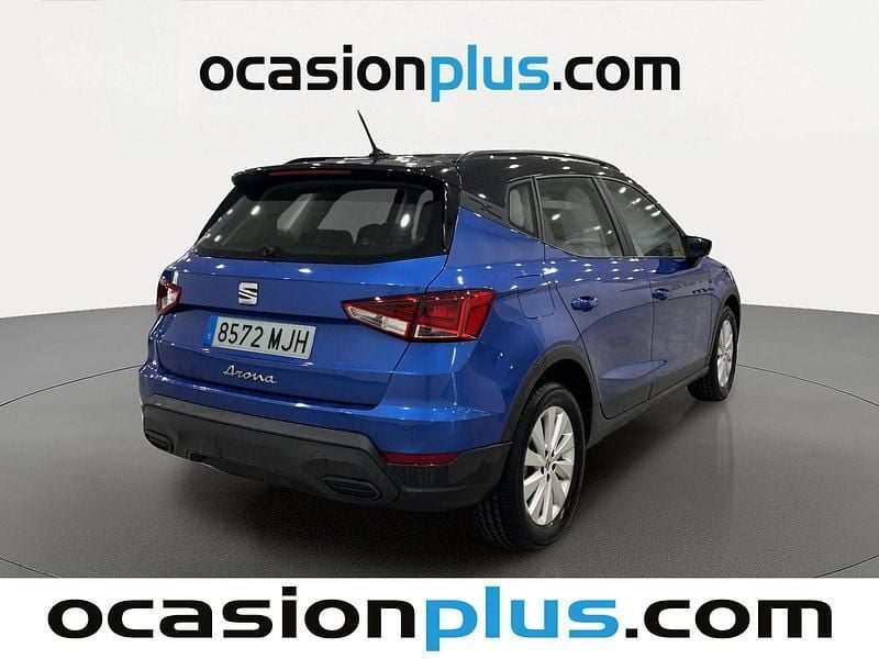 Usado Seat Arona Style 110 HP (80 kW) 2023 Azul SUV