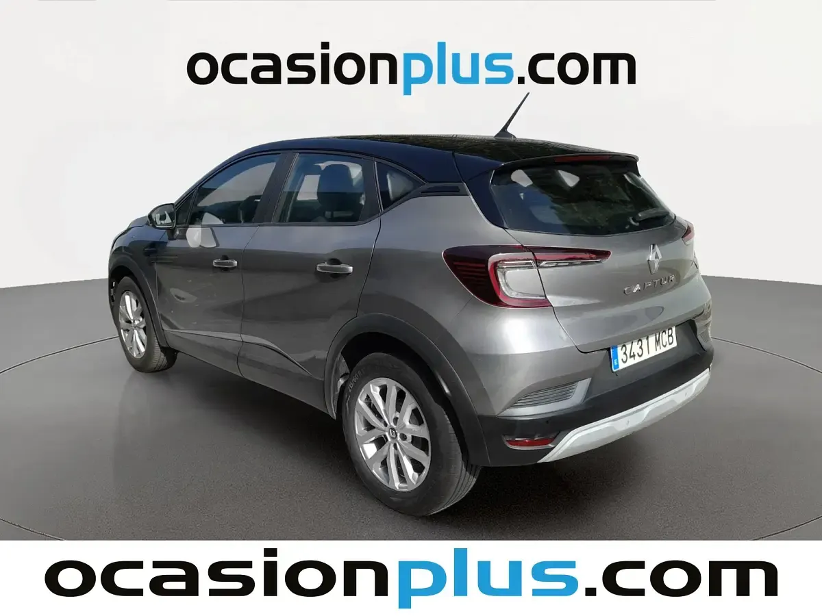 Usado Renault Captur Equilibre 90 CV (66 kW) 2022 Gris SUV