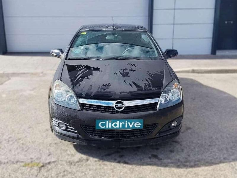 Usado Opel Astra Cabriolet Enjoy 139 CV (102 kW) 2006 Negro Descapotable