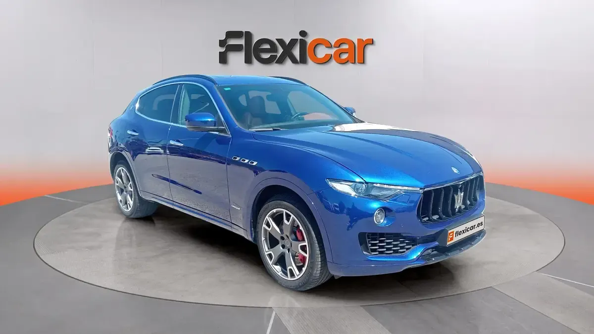 Usado Maserati Levante 430 CV (316 kW) 2018 Azul SUV