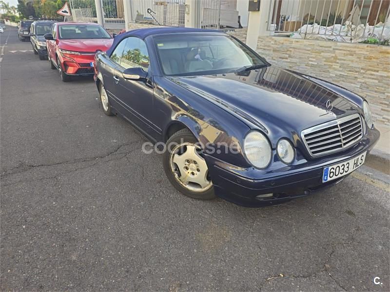 Usado Mercedes CLK200 Elegance 163 CV (119 kW) 2001 Azul Descapotable